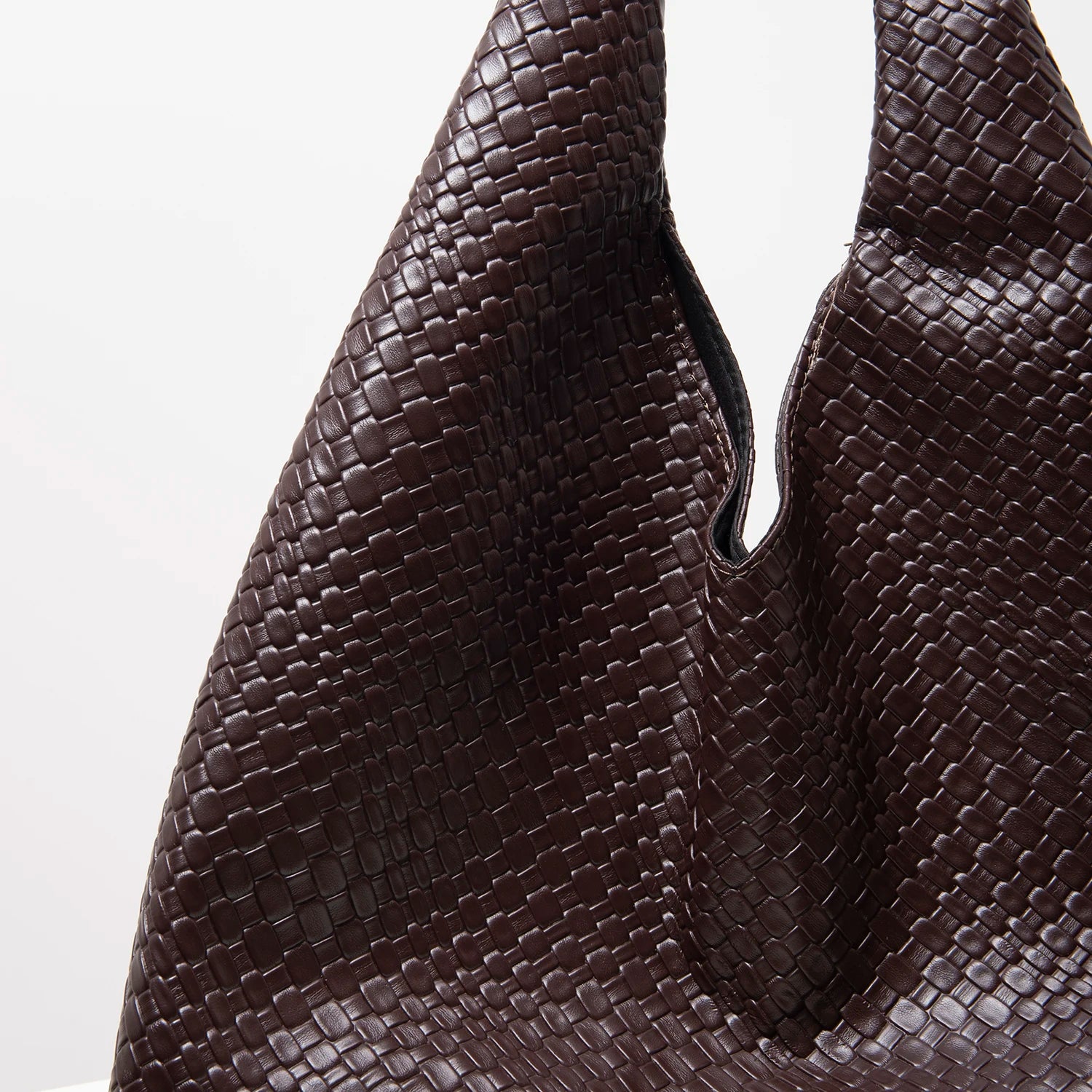 Lior | Leather Woven Shoulder Bag