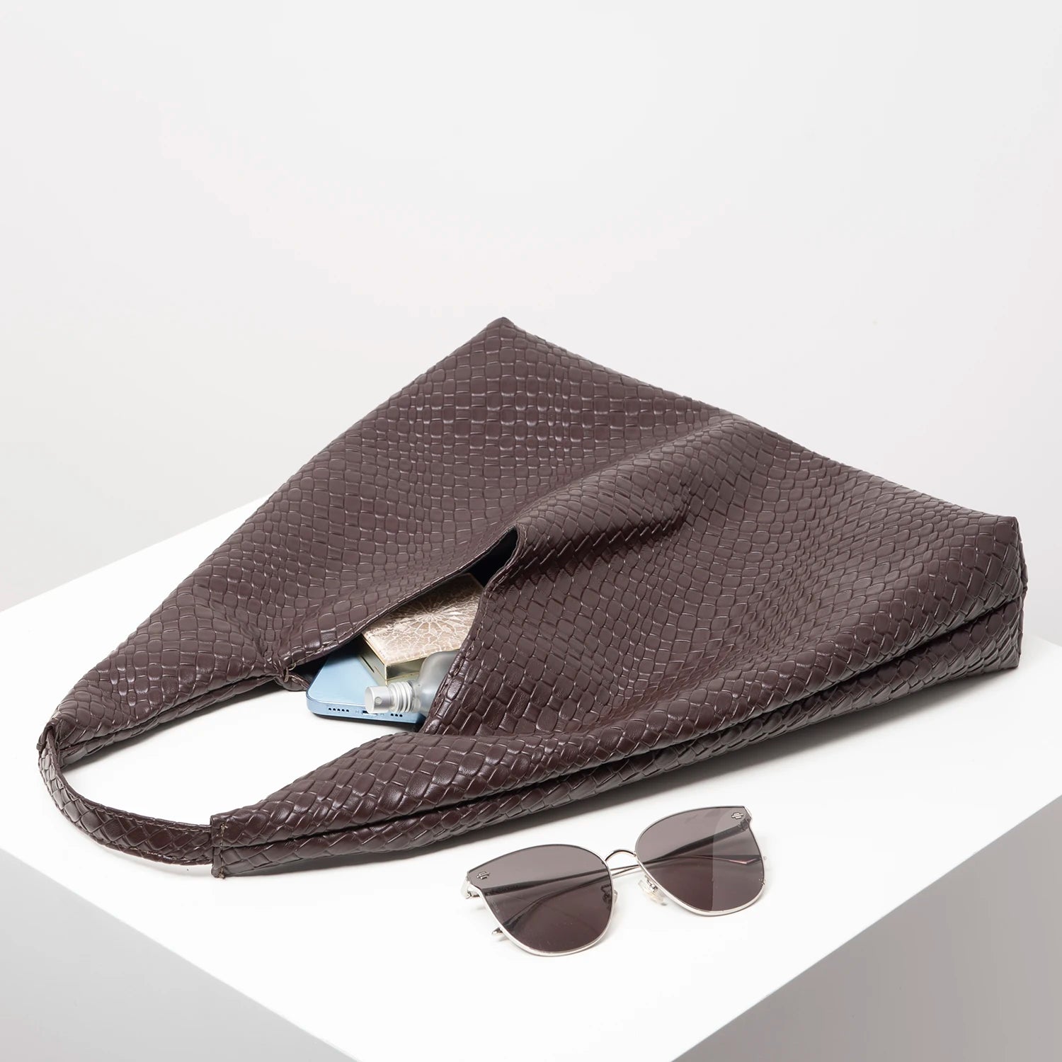 Lior | Leather Woven Shoulder Bag